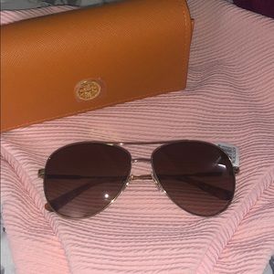 Tory Burch 59mm Metal Aviator Sunglasses